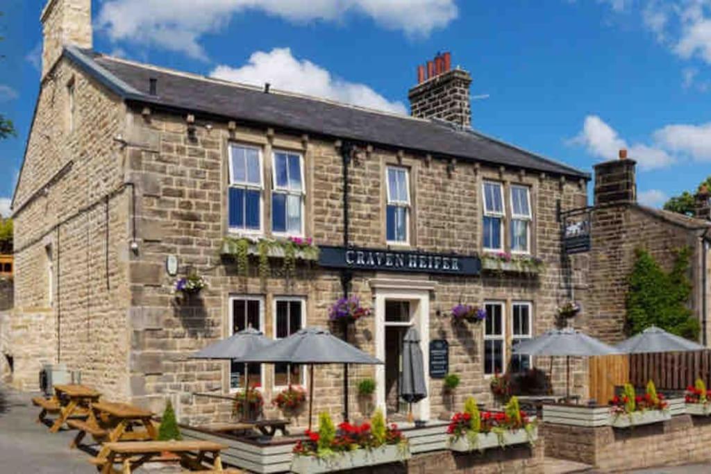 1800 Period Grade 2 Listed Cottage Addingham Exterior photo